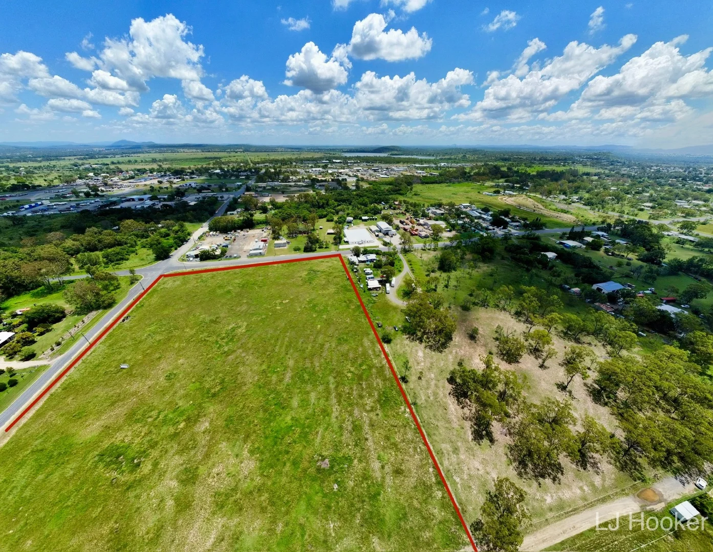 138 Middle Road - Image 2
