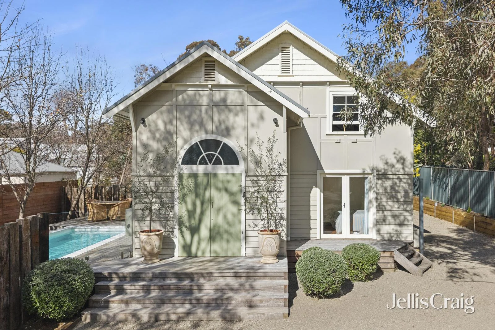 138 Victoria Road - Image 2