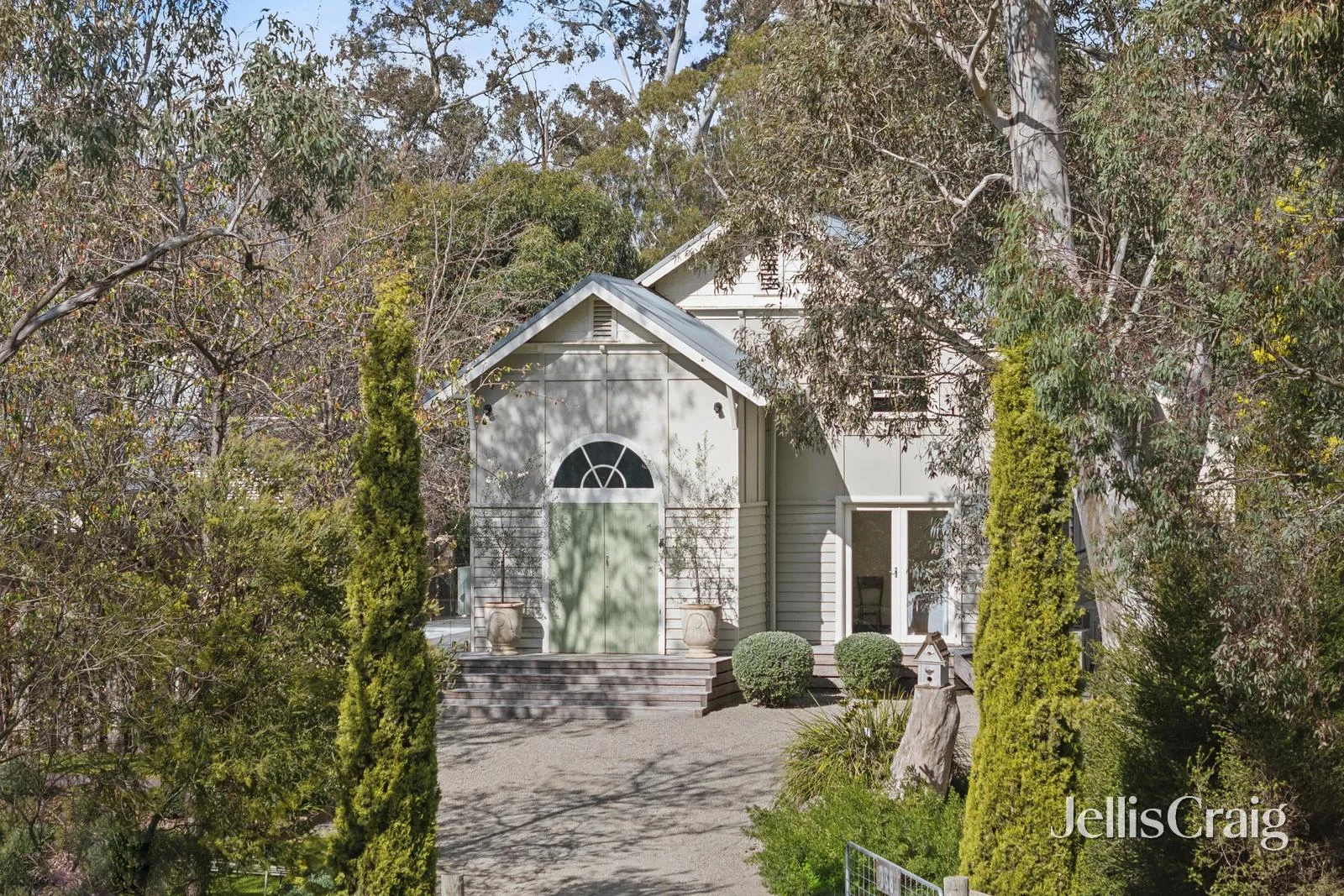 138 Victoria Road (1/21)