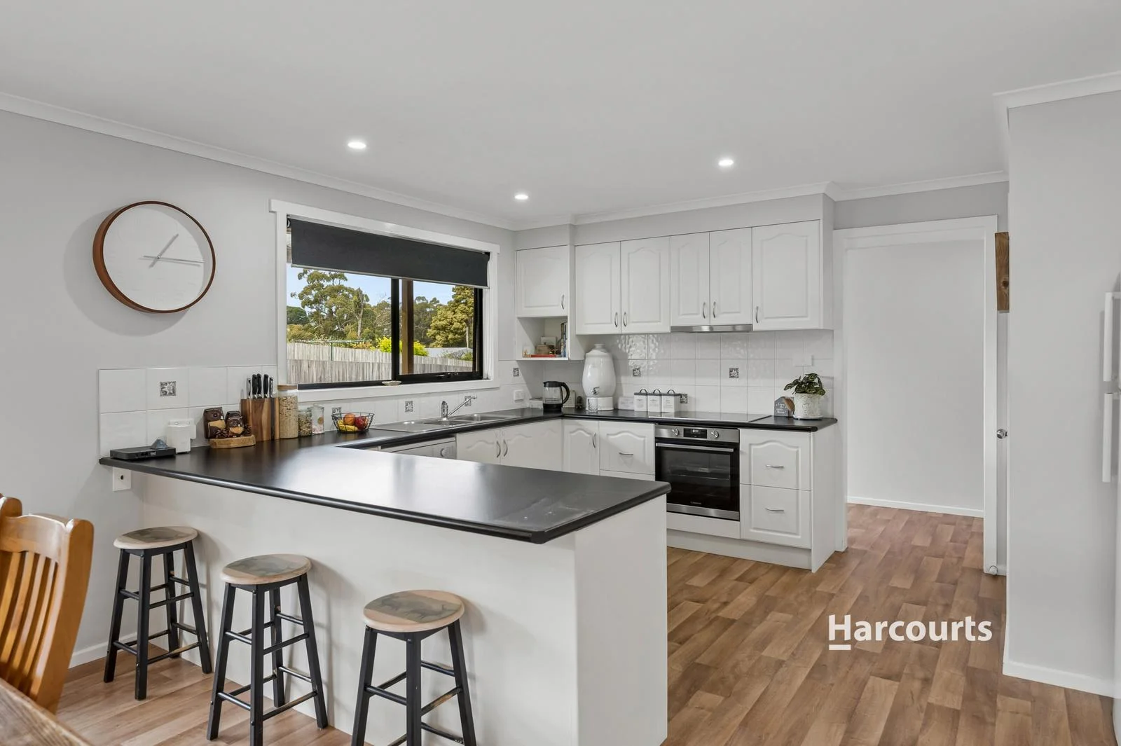 139 South Road - Image 4