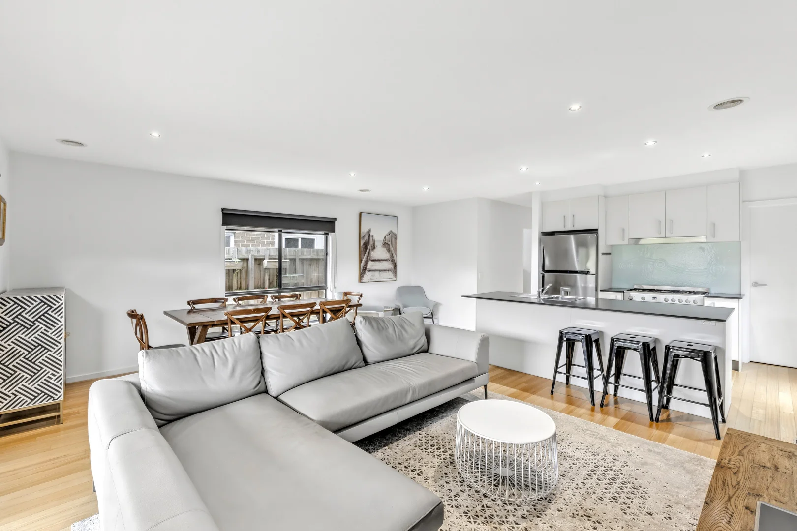 139A Powell Street East - Image 5
