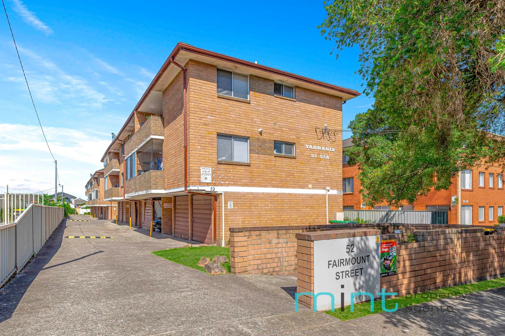 14/52 Fairmount Street (1/12)
