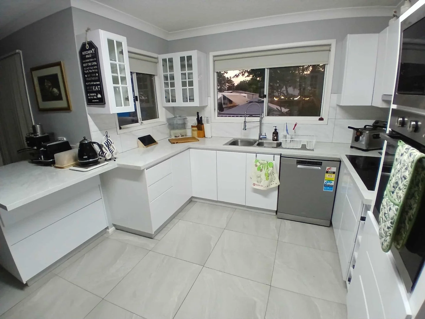 14 Carlow Dr (1/19)