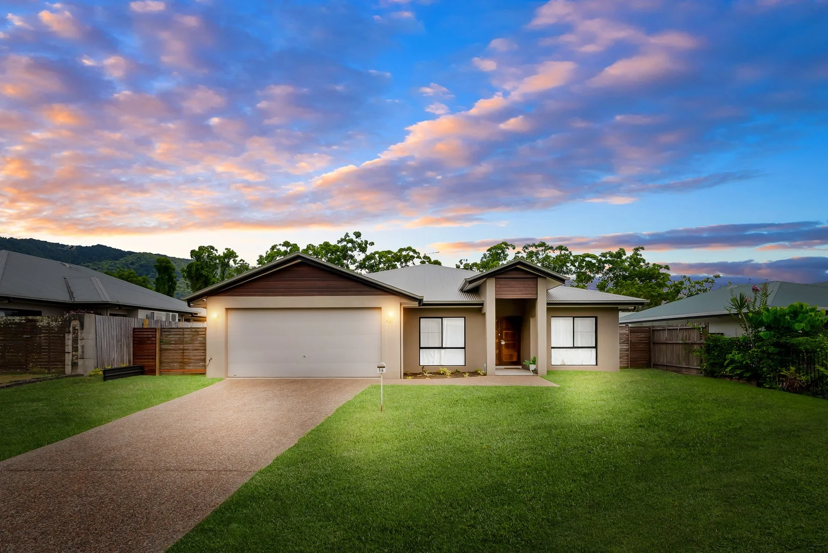 14 Charnley Avenue (1/24)