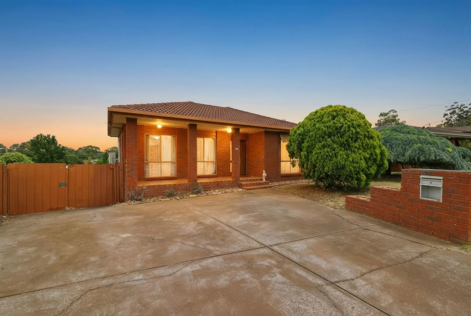 14 Clarinda Street (1/1)