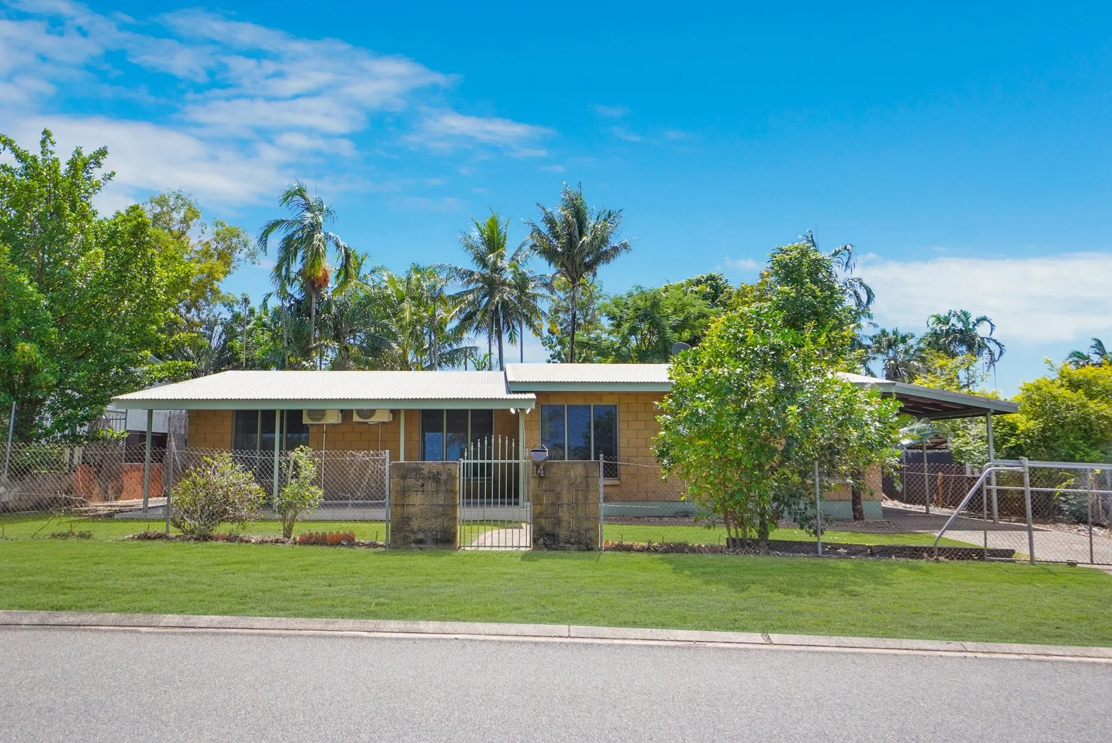 14 Cormorant Street (1/1)