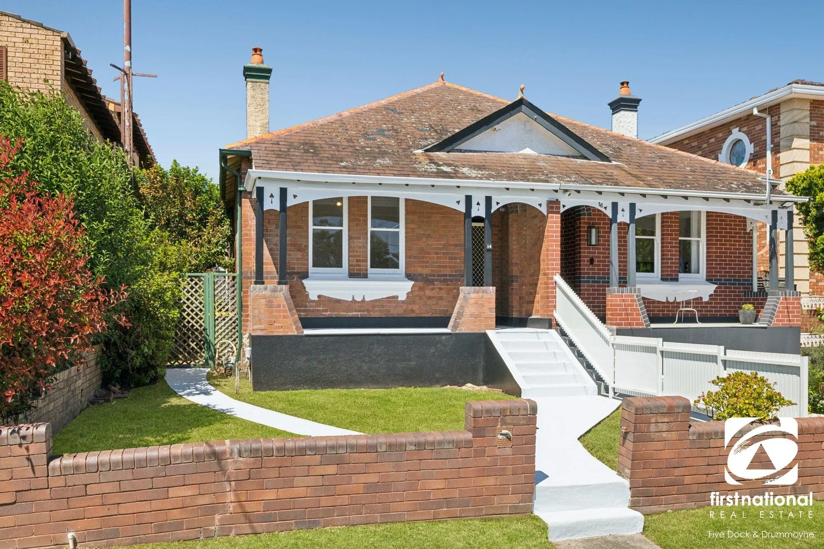 14 Fletcher Street (1/14)