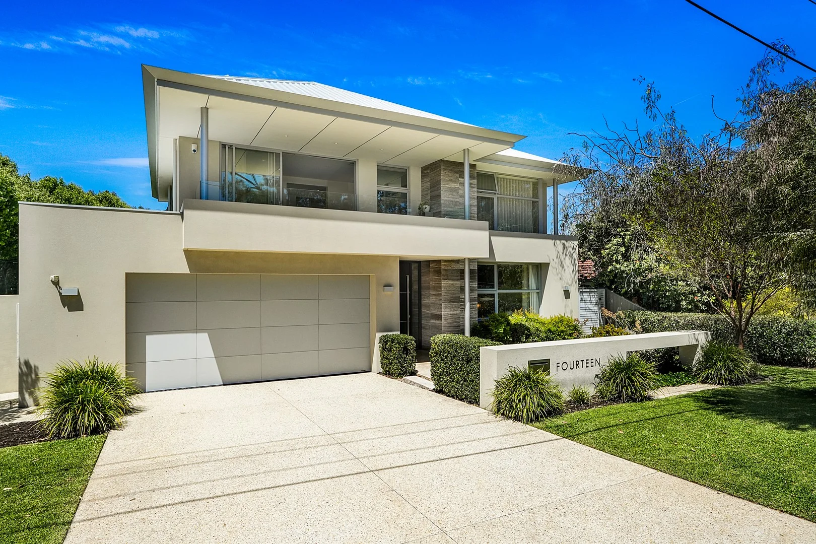 14 Glick Road (1/39)