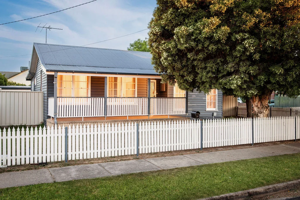 14 Martin Street (1/21)