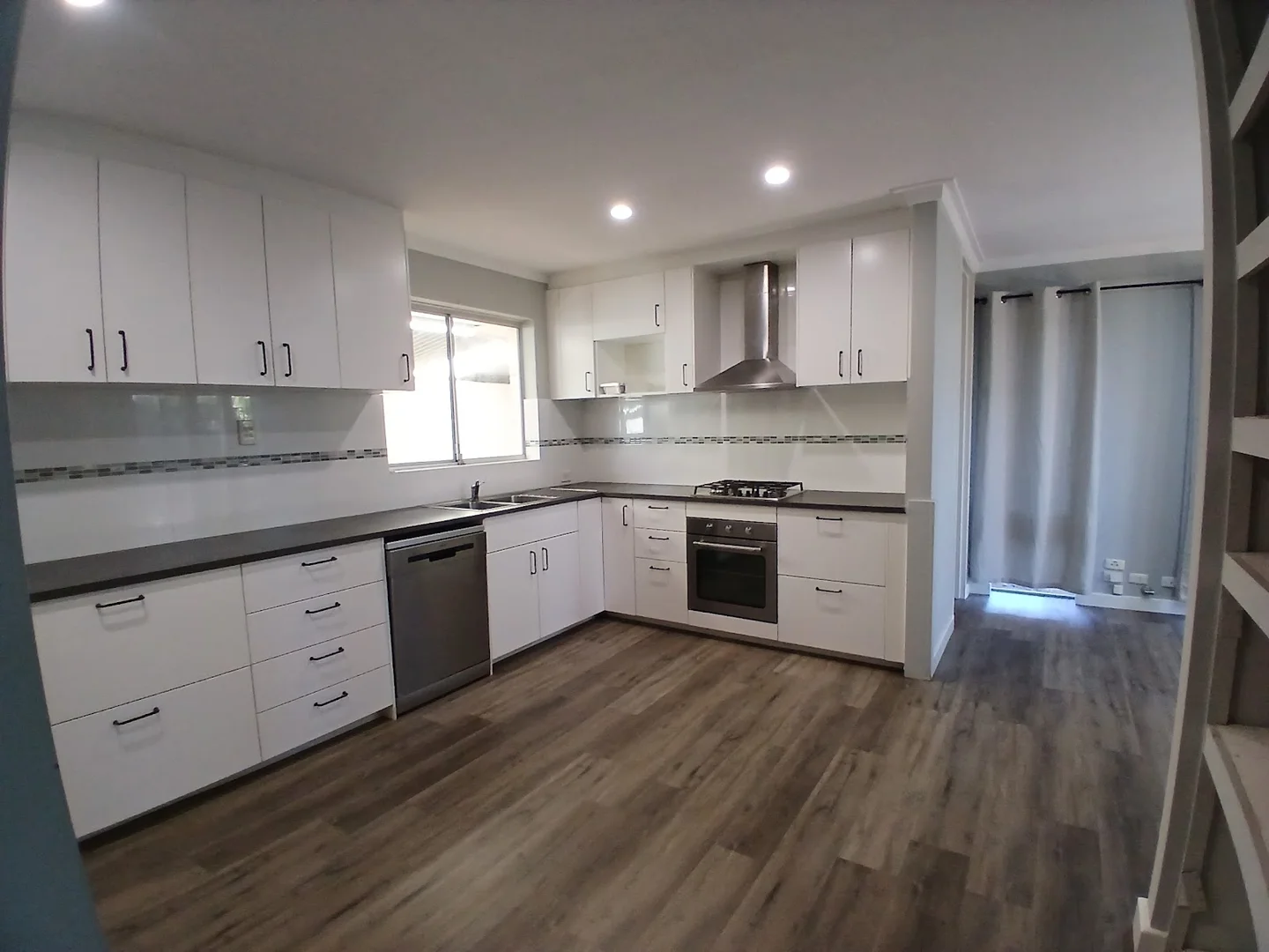 14 Meldrum Way - Image 3