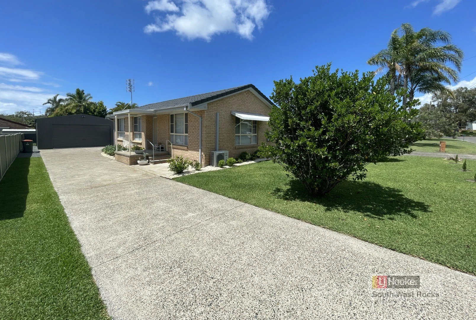 14 Michael Place (1/19)
