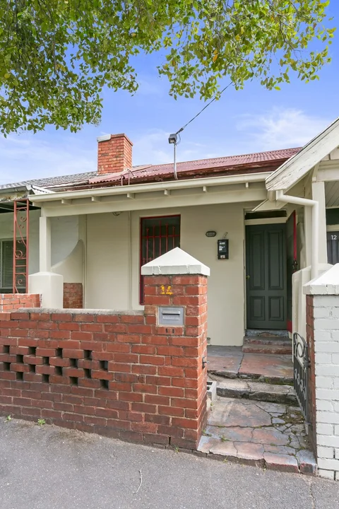 14 Mitchell Street (1/1)