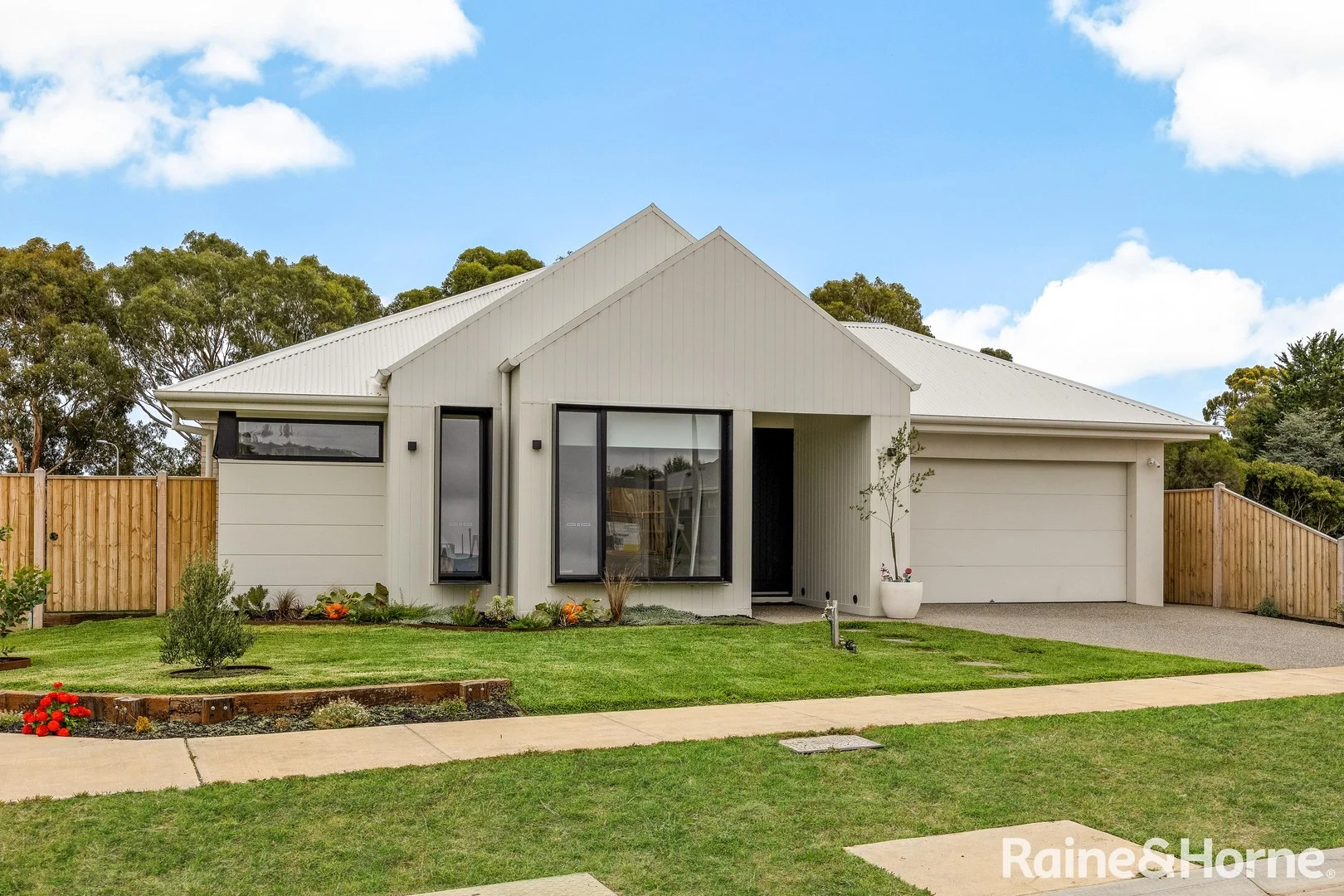 14 Morrison Road (1/25)