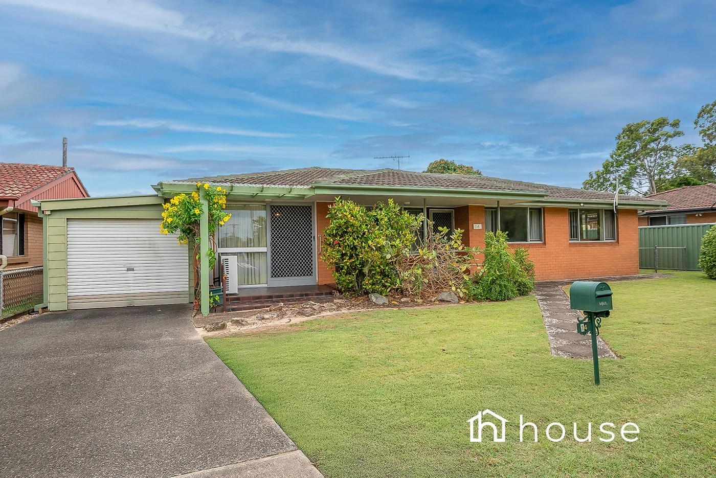 14 Rhonda Street (1/1)