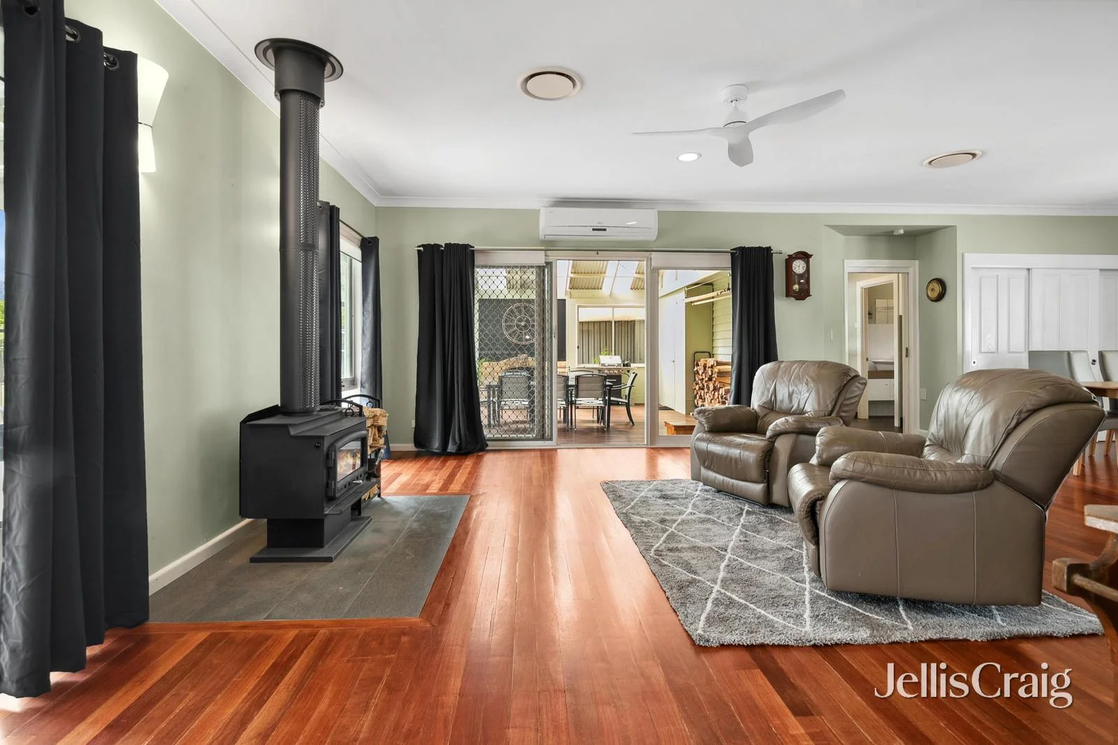 14 Stephen Street - Image 5