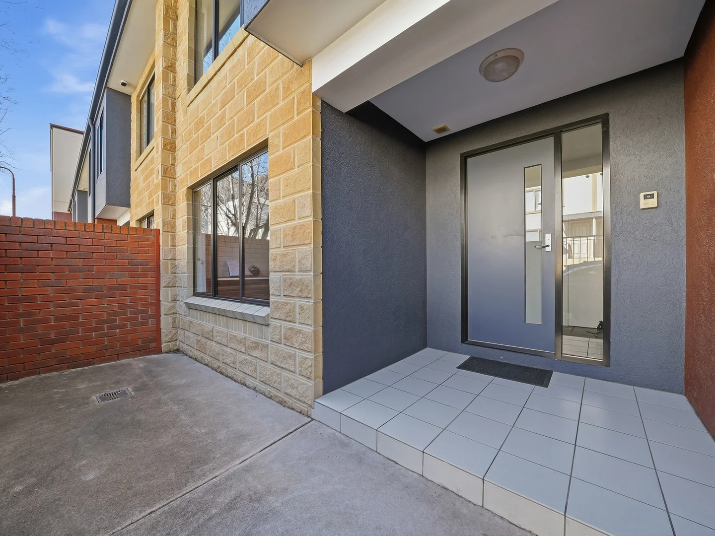 14 Terminus Row - Image 4