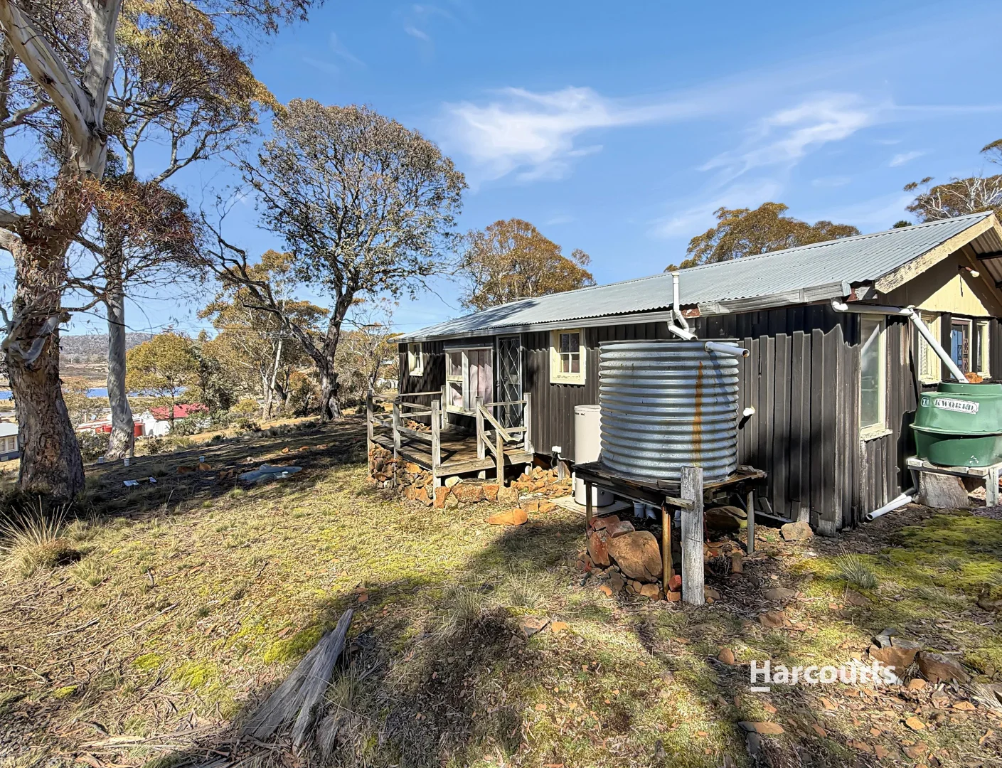 14 Thiessen Crescent - Image 3