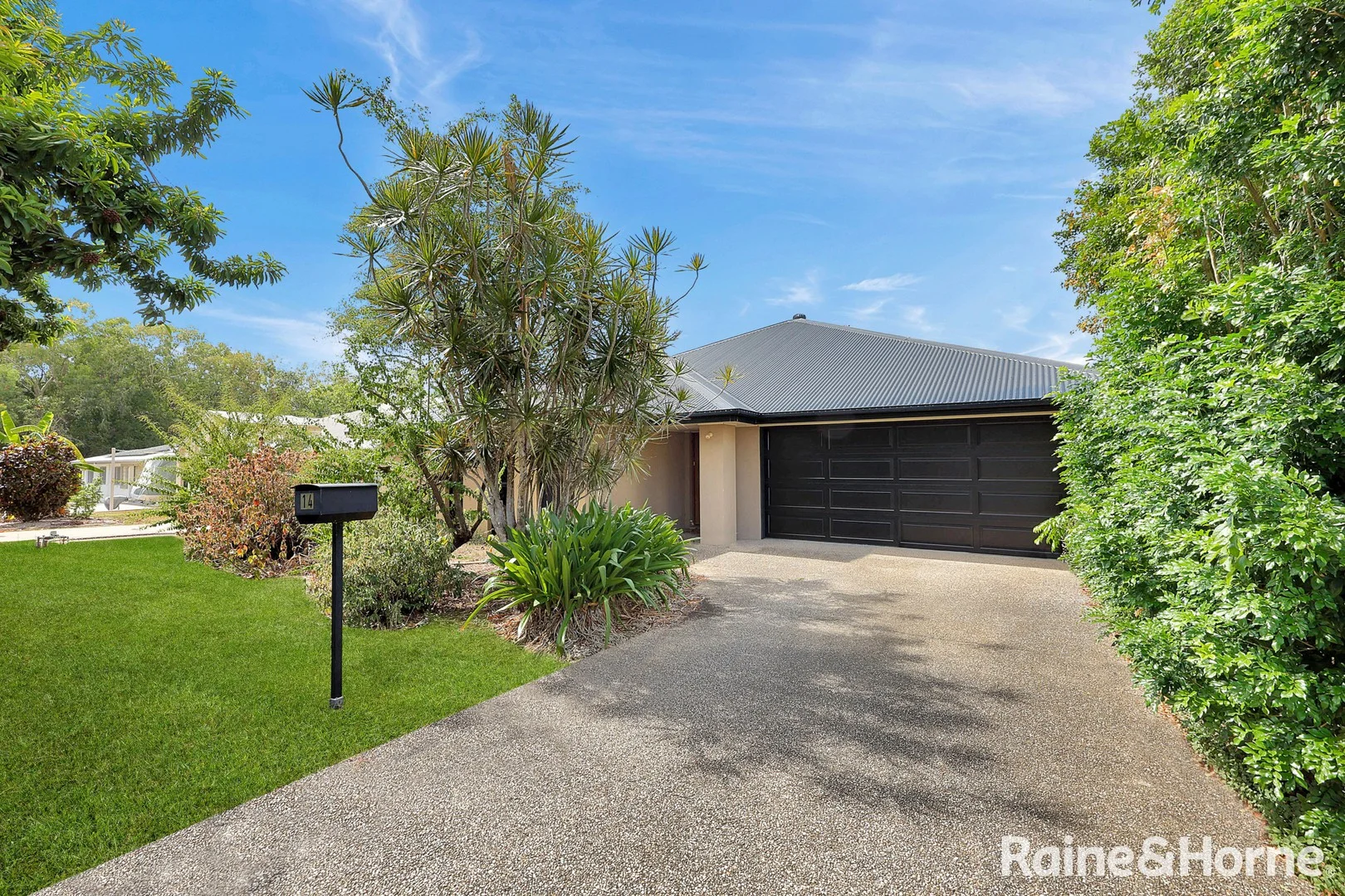 14 Ulladulla Street (1/27)