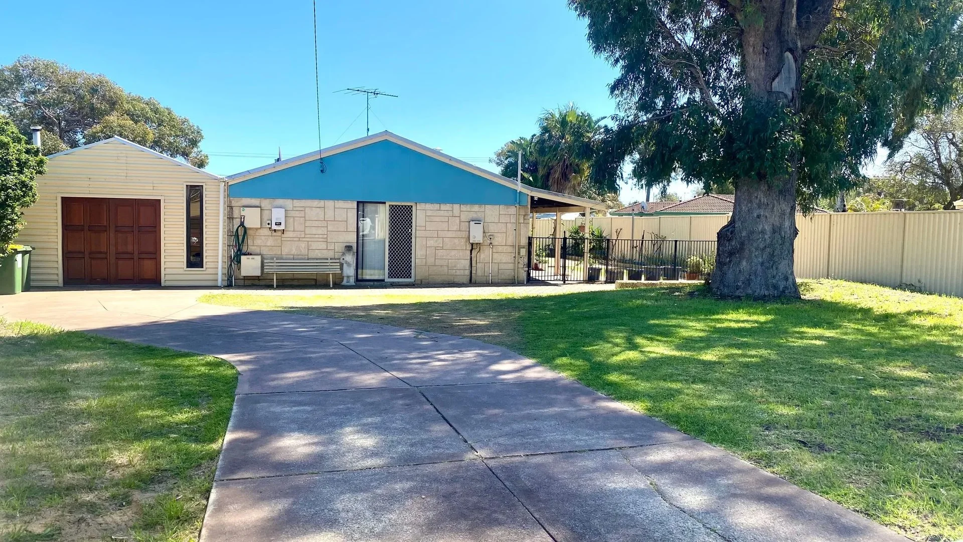 14 Veresdale Retreat (1/1)