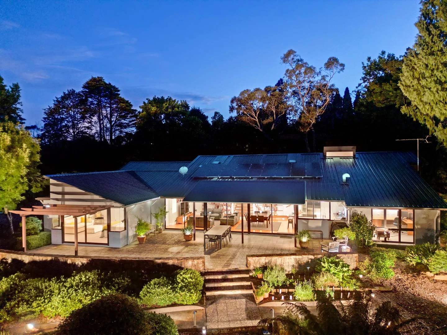 140 Craigend Street (1/37)