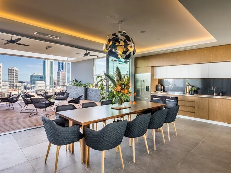 1402/105 Stirling Street - Image 3