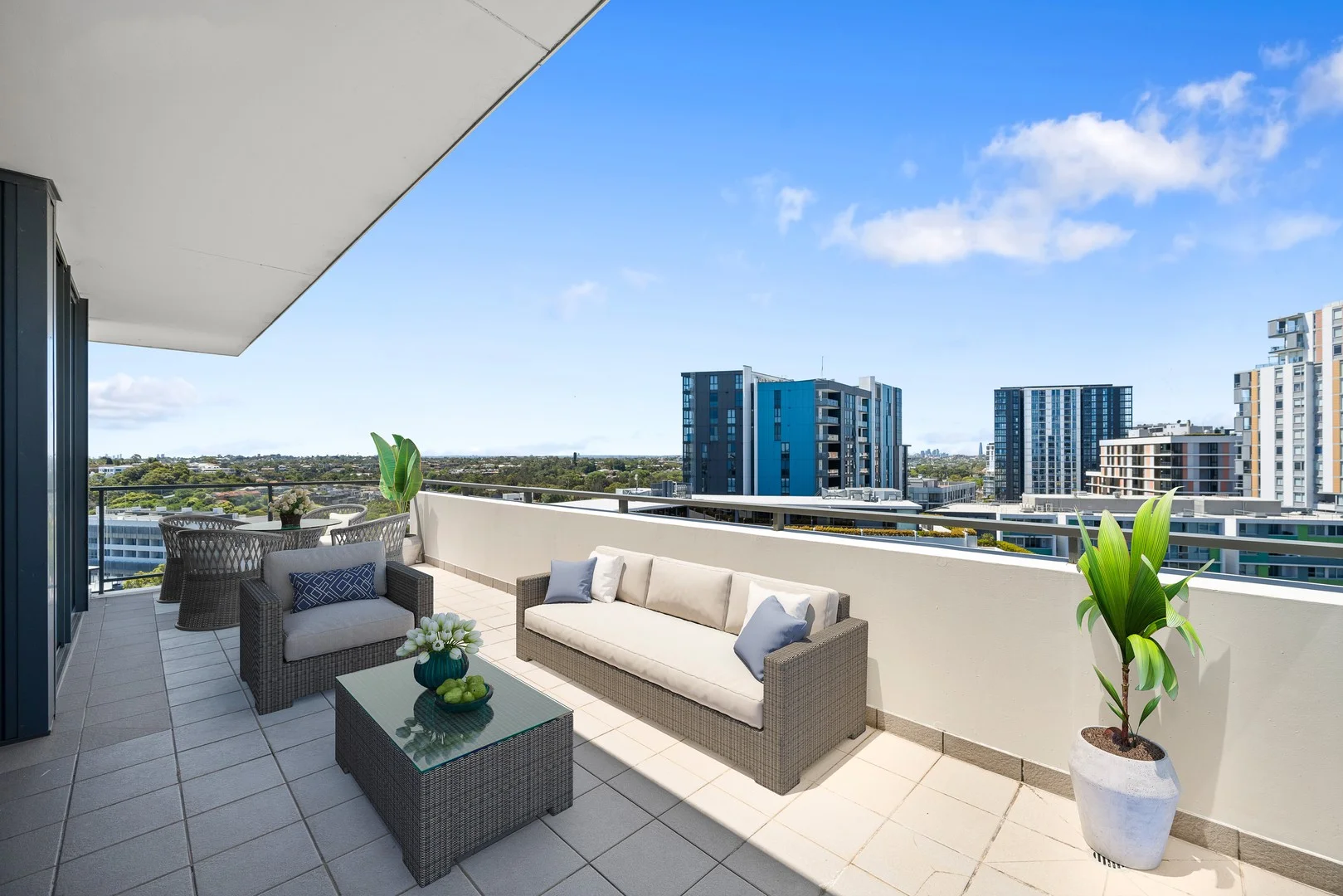 1404/35B Arncliffe St (1/1)