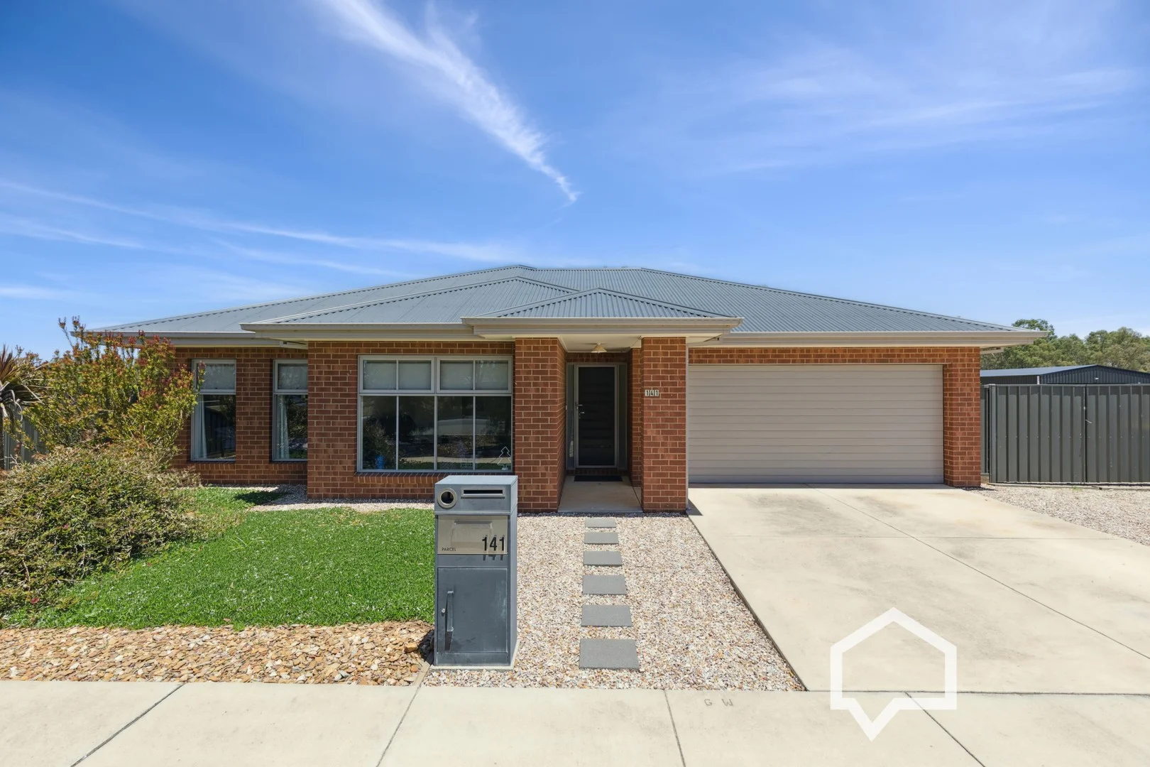 141 Burgoyne Street (1/19)