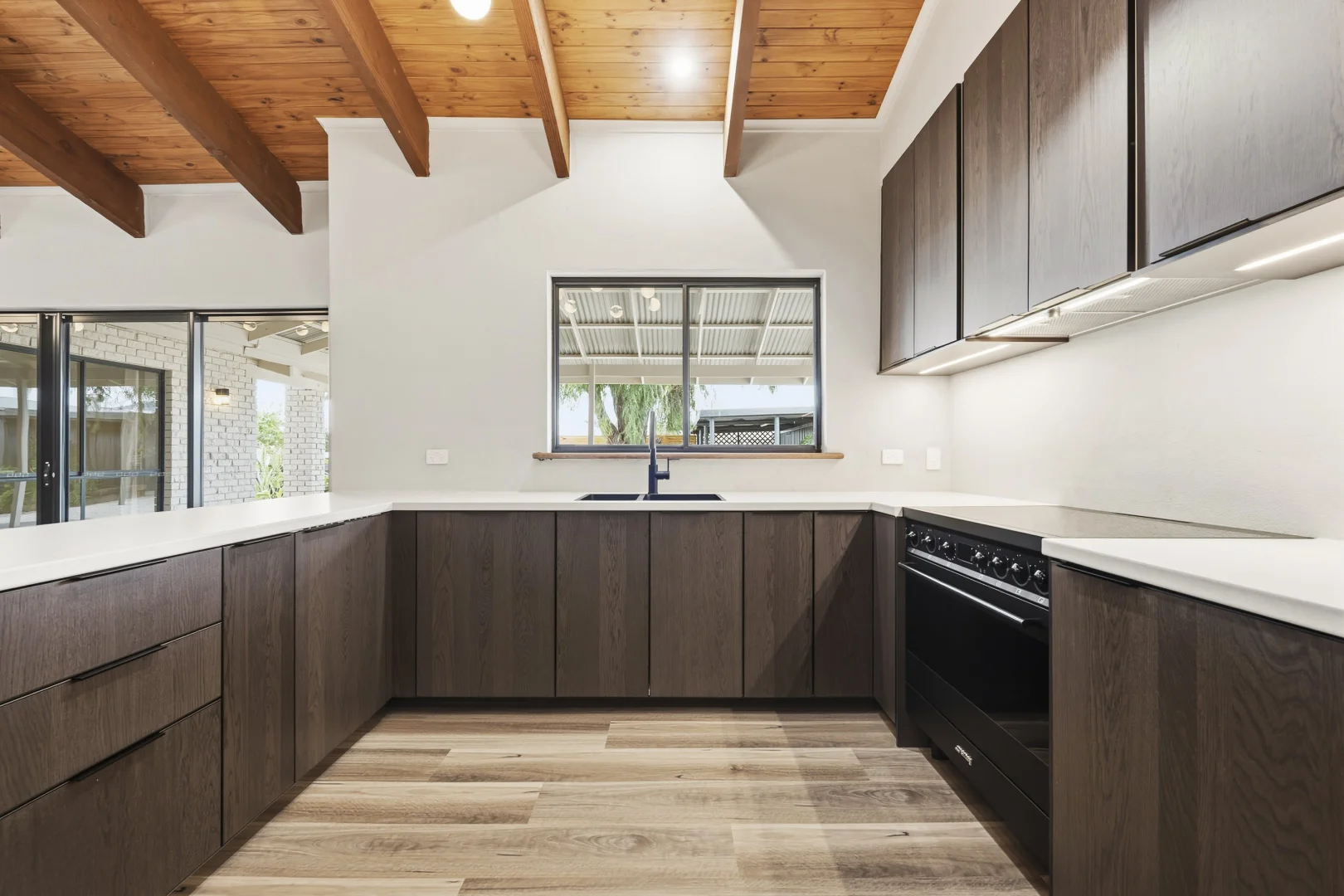 142 Bay Road - Image 3
