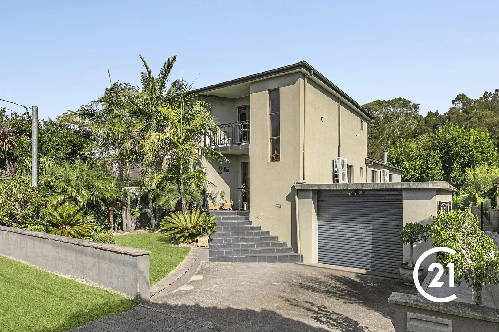 144 Seville Street (1/9)