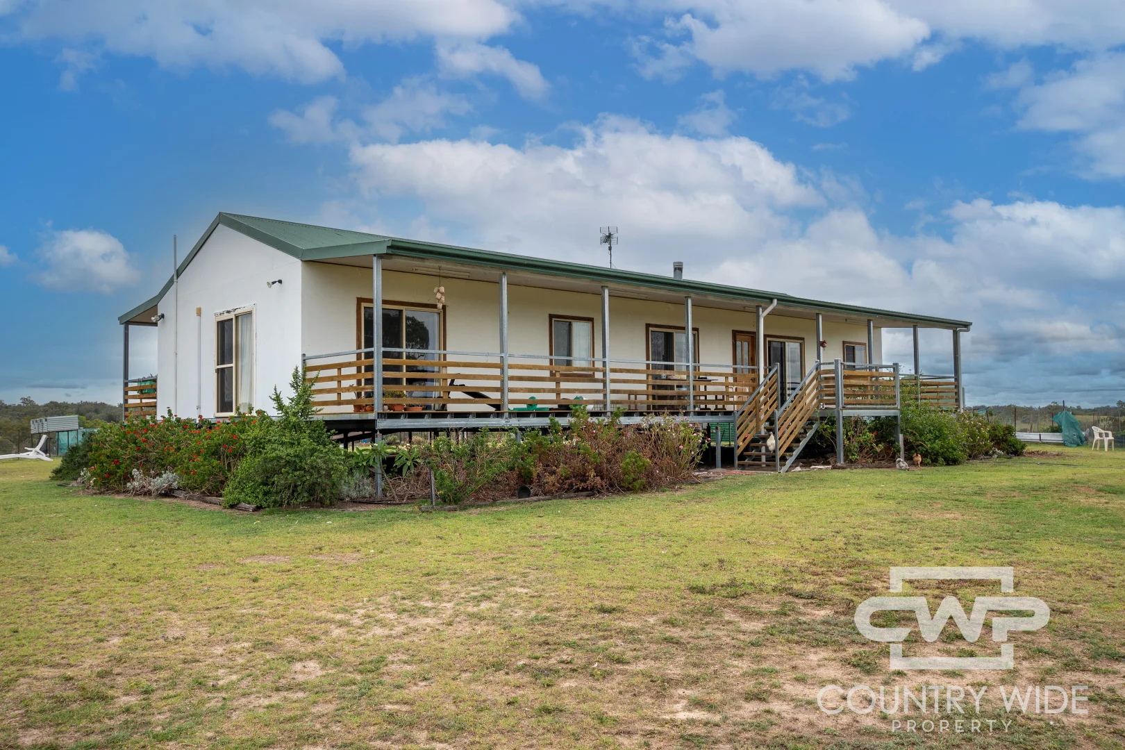 1461 Atholwood Road - Image 3