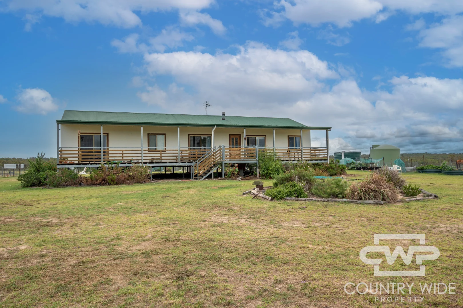 1461 Atholwood Road - Image 4