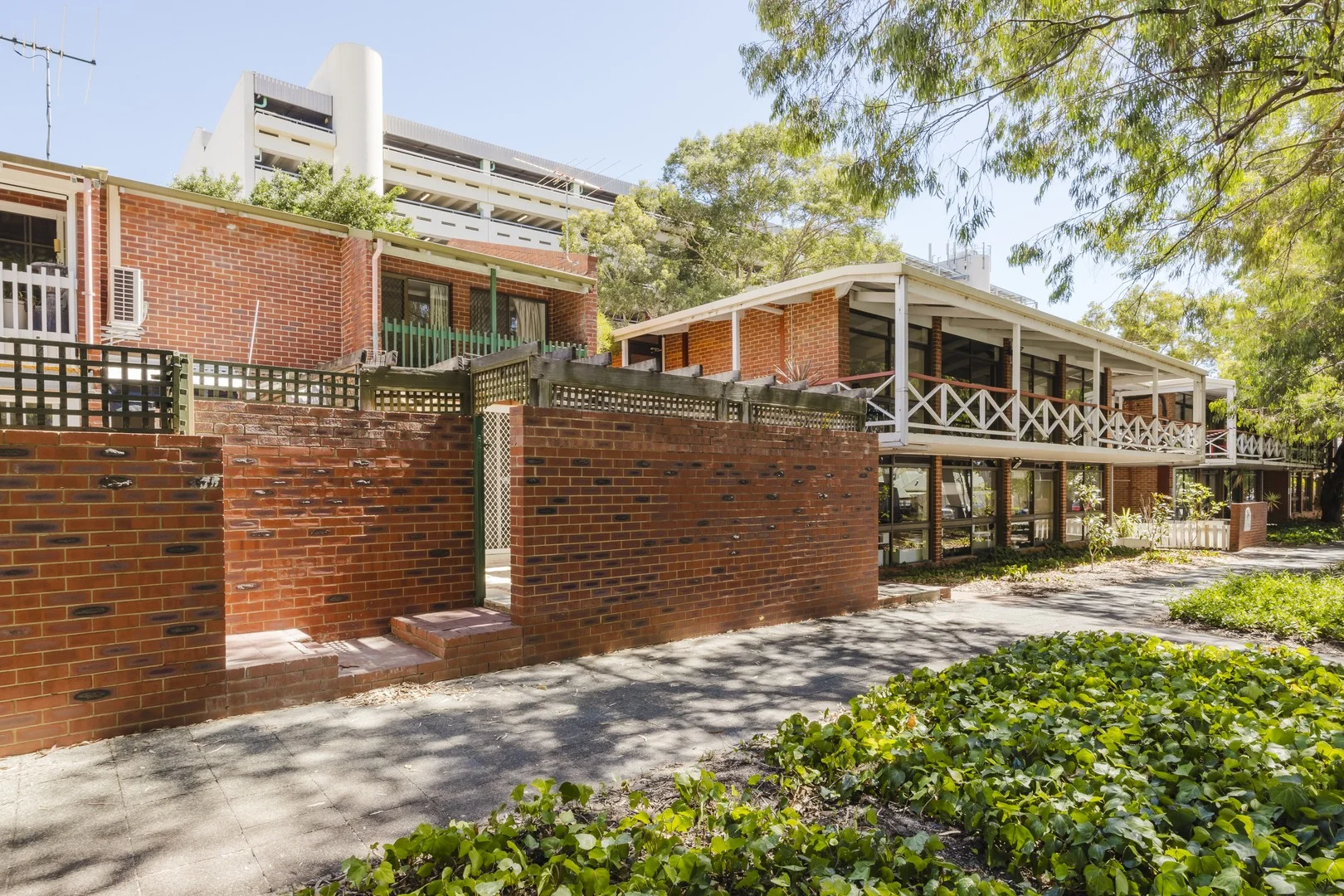 14A Mayfair Street (1/28)