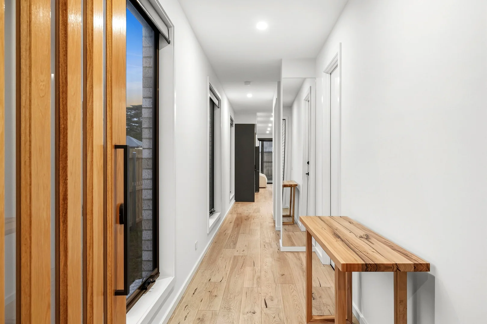 14A Roddick Grove - Image 4