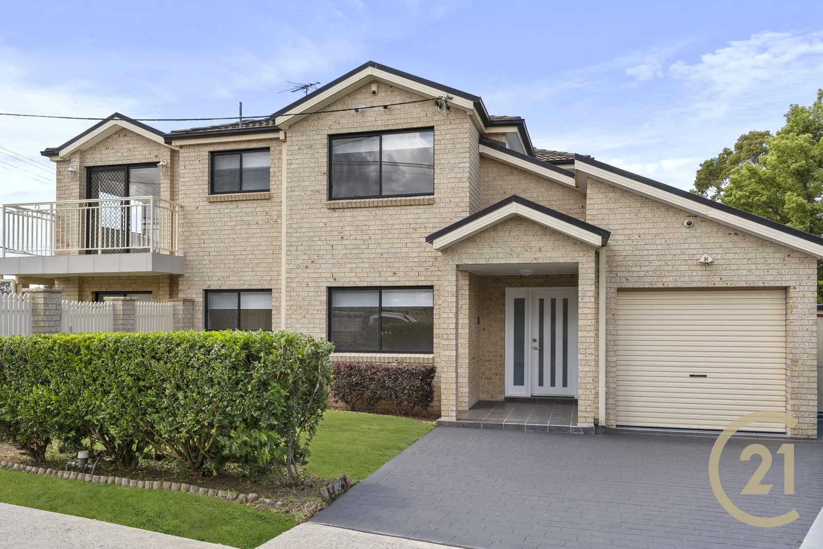 14B Magee Street (1/14)