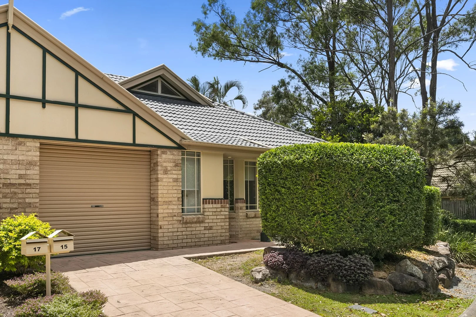 15/7 Titania Street (1/16)