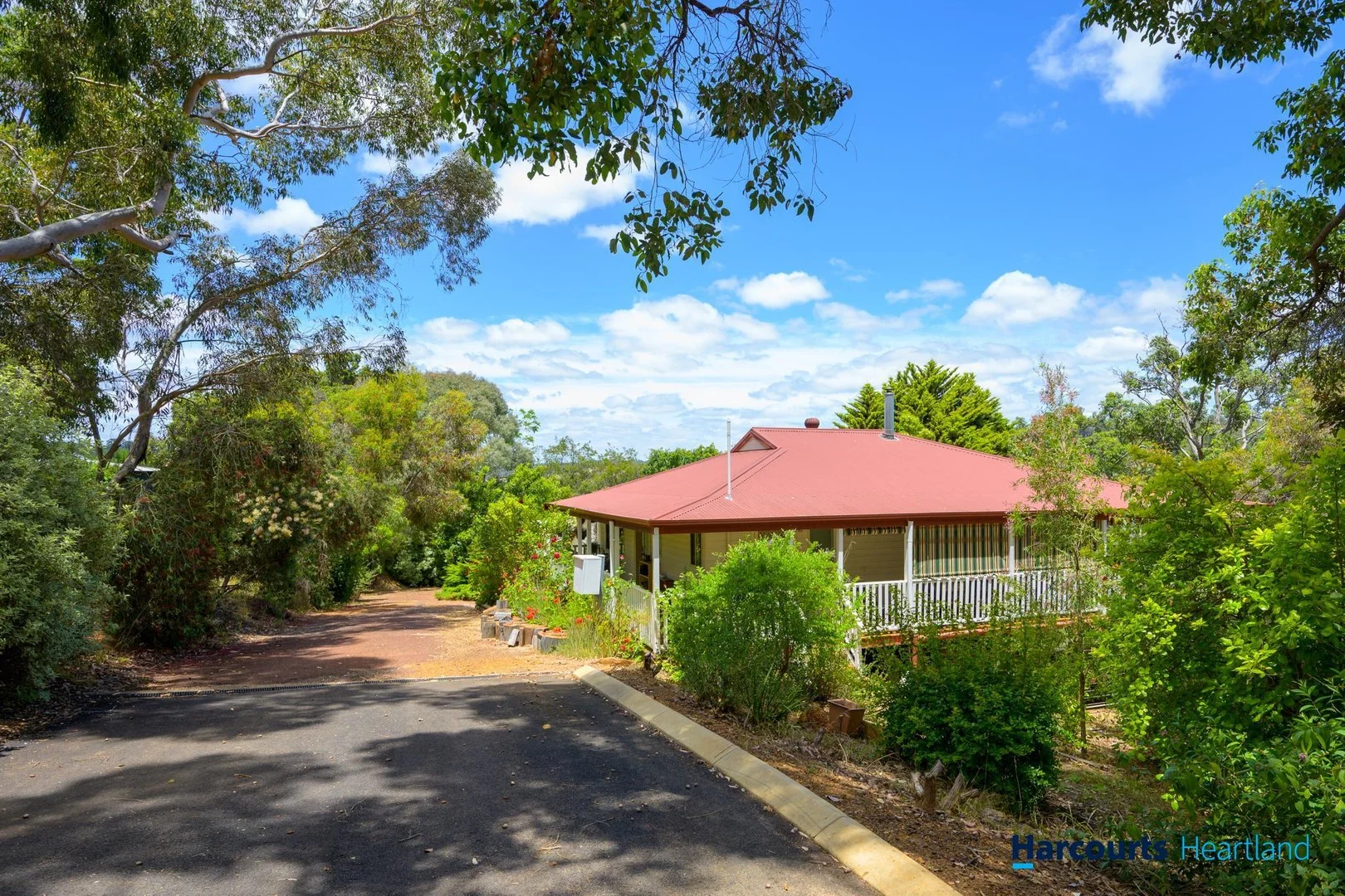 15 Apex Grove (1/20)