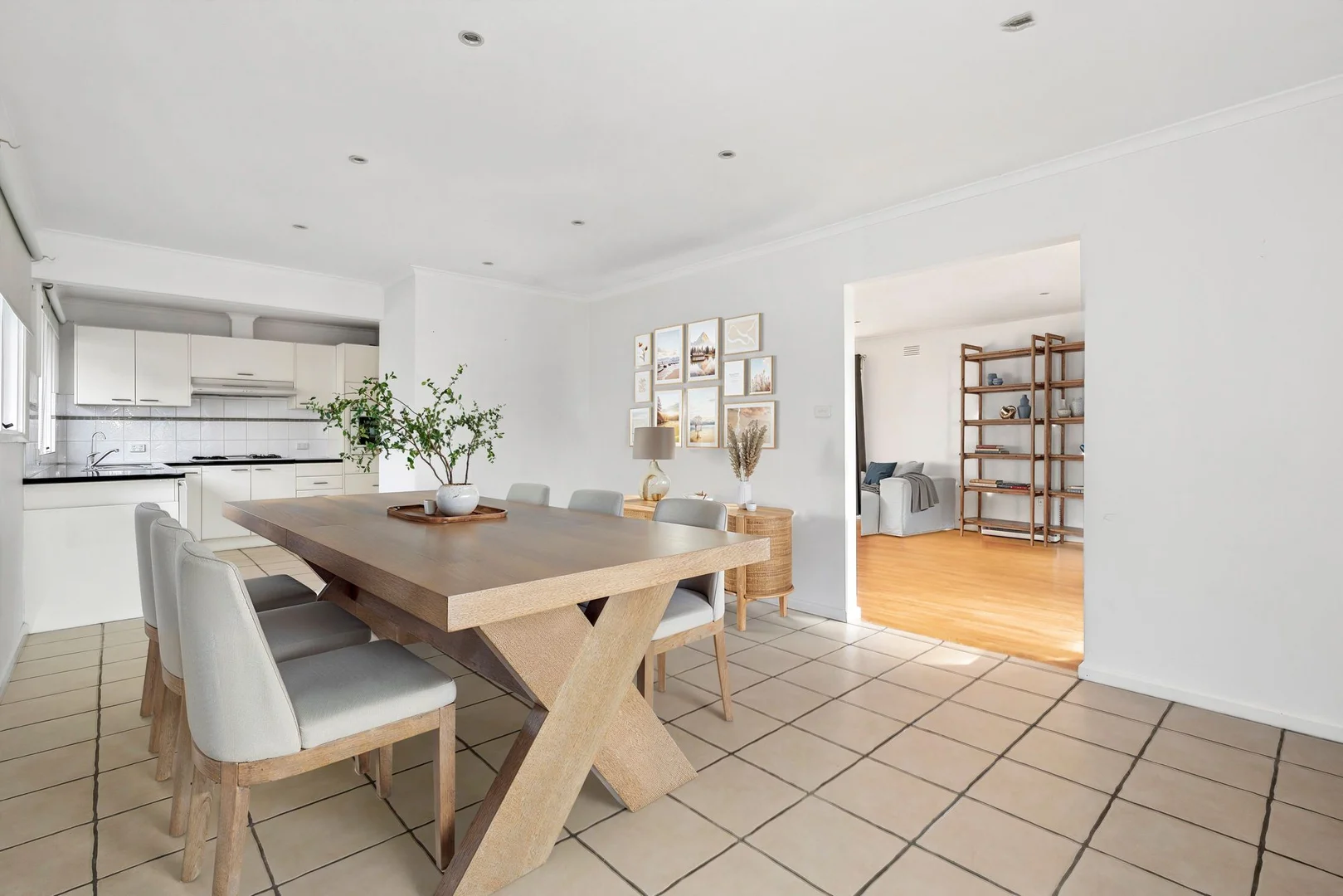 15 Athlon Avenue - Image 3