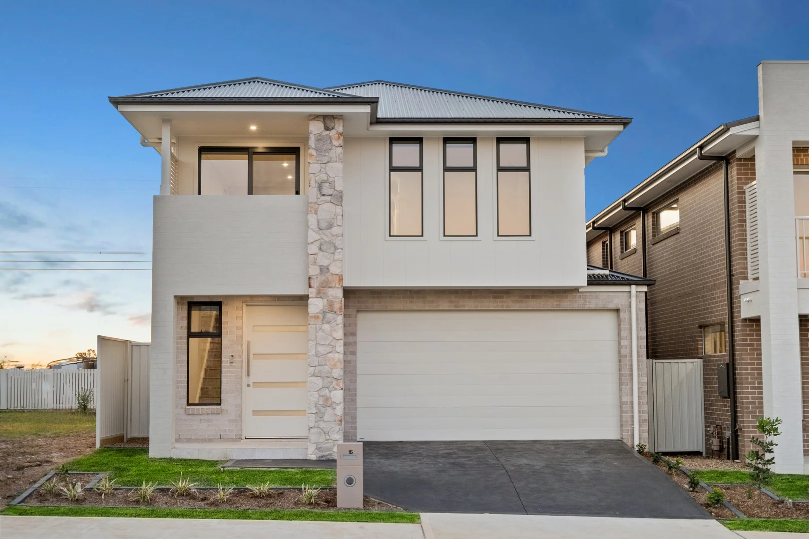 15 Belgravia Avenue (1/12)