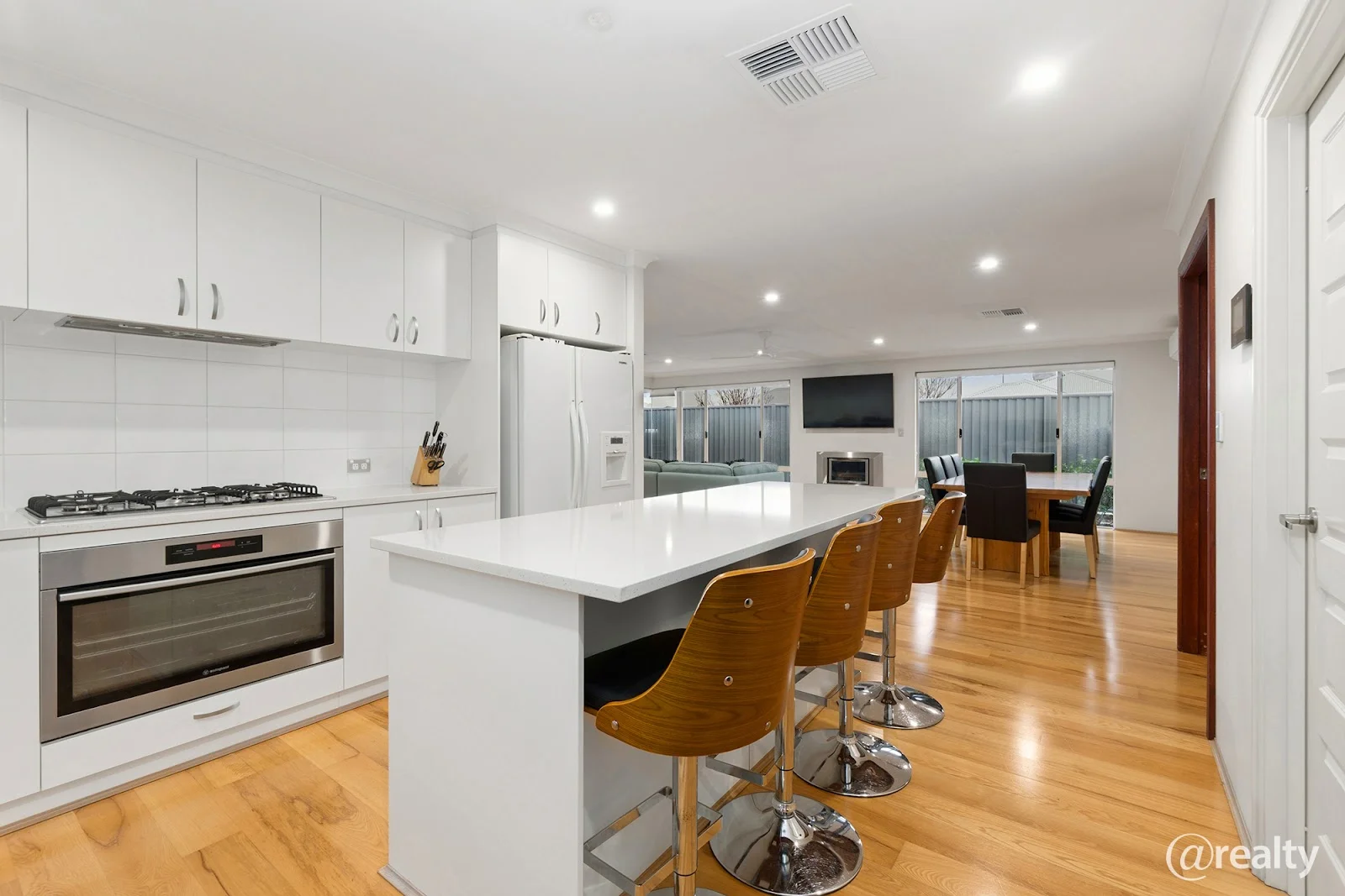 15 Braddock Lane - Image 4