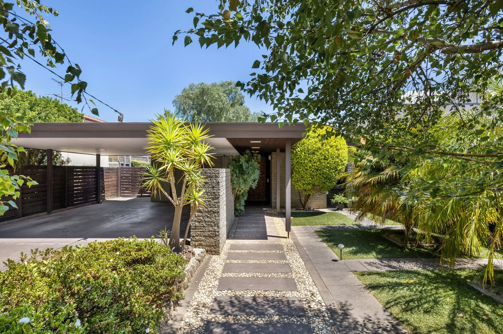 15 Brickwood Street (1/13)