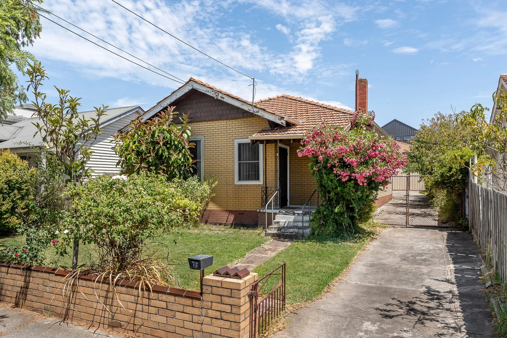 15 Butler Street (1/12)
