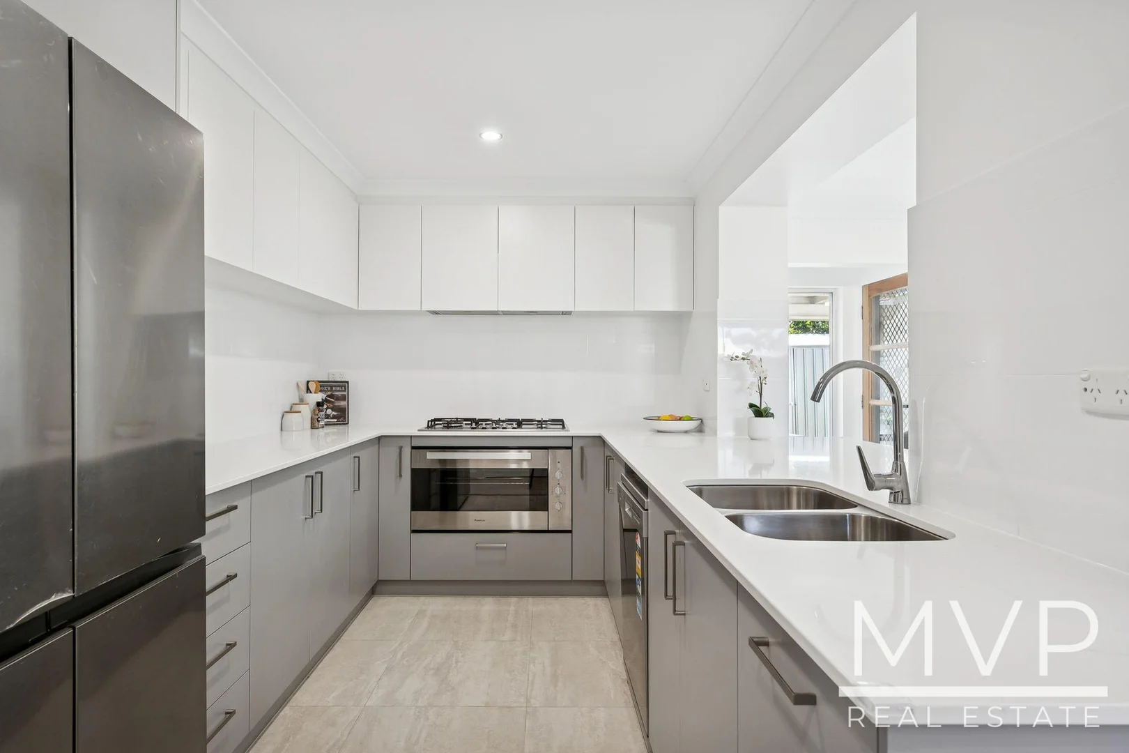15 Camillo Street (1/31)