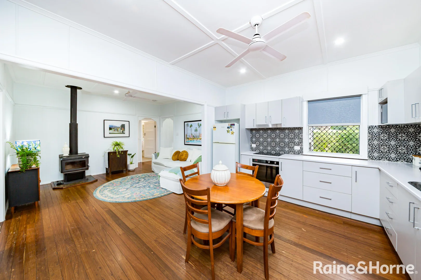 15 Carinya Street - Image 3