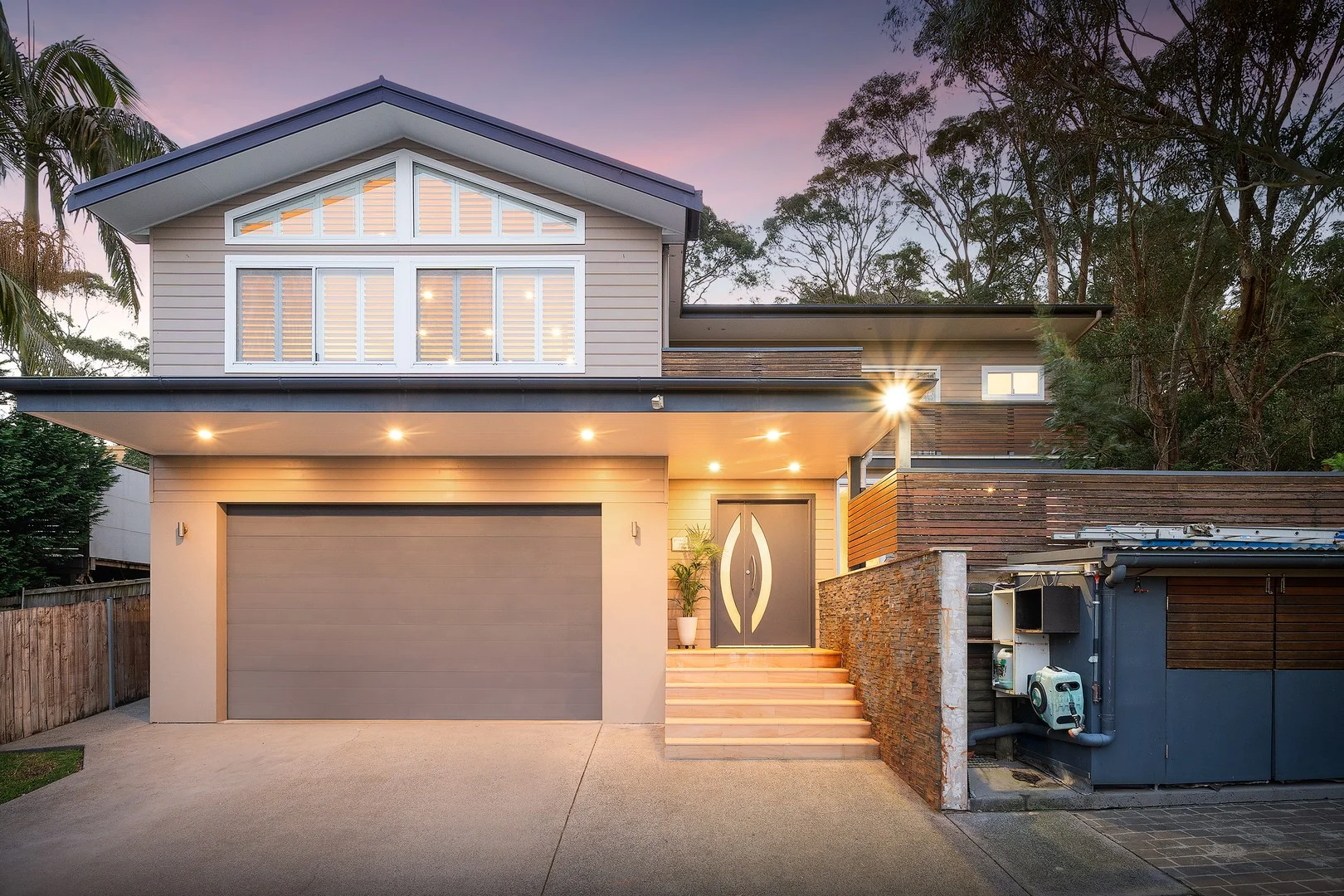 15 Carrington Avenue (1/11)