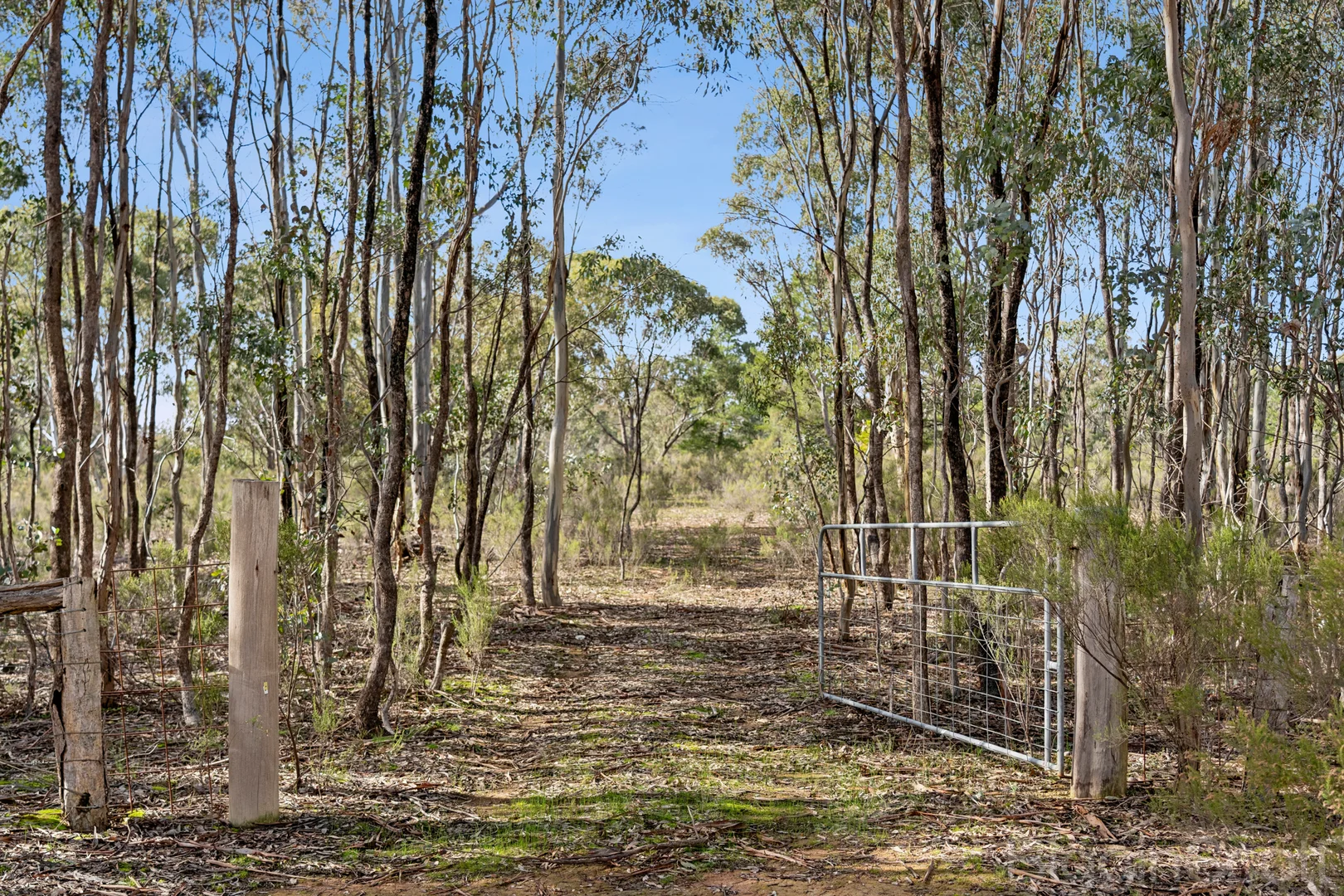15 Casley Lane - Image 2