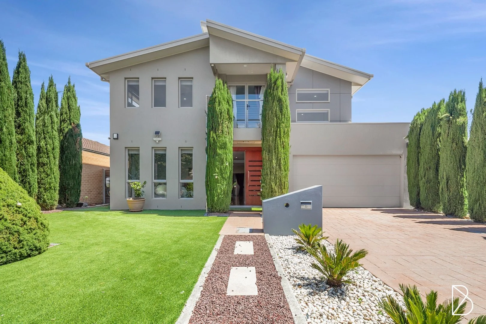 15 Cleggett Street (1/24)