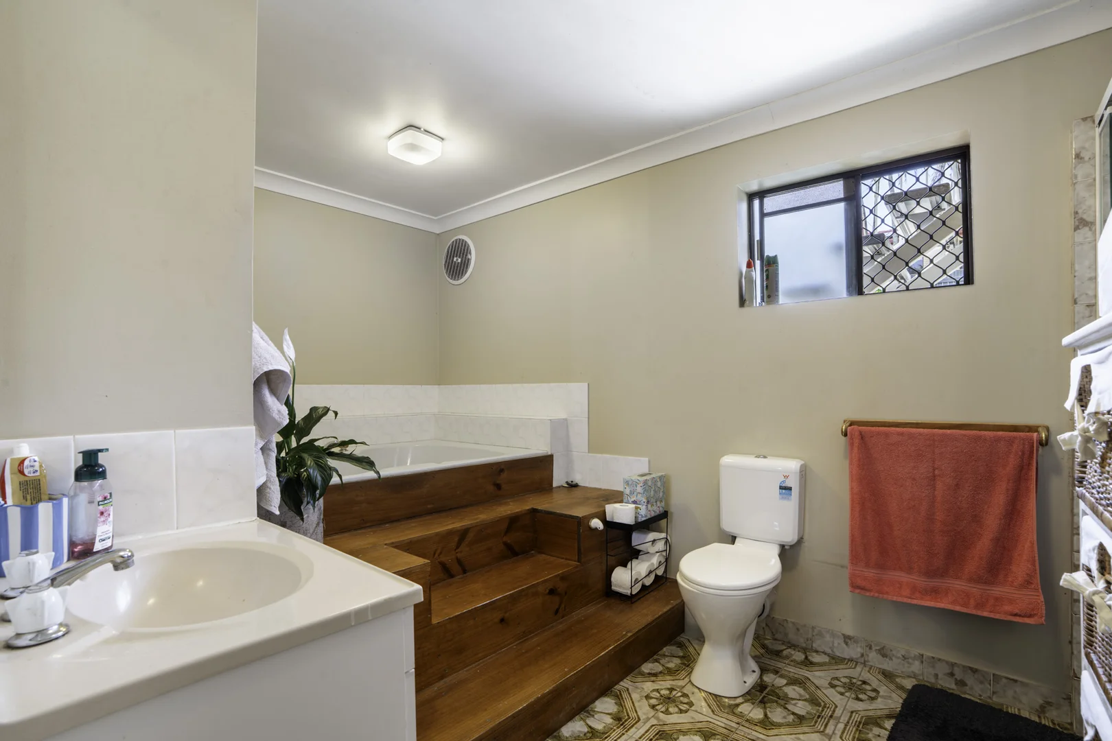 15 Colonsay Street - Image 5