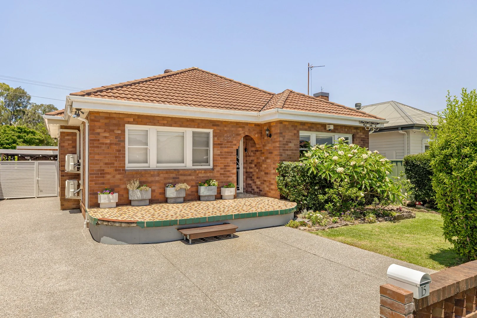 15 Crawford Avenue (1/15)