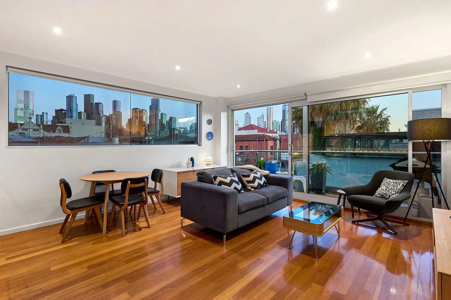 15 Curzon Place (1/11)