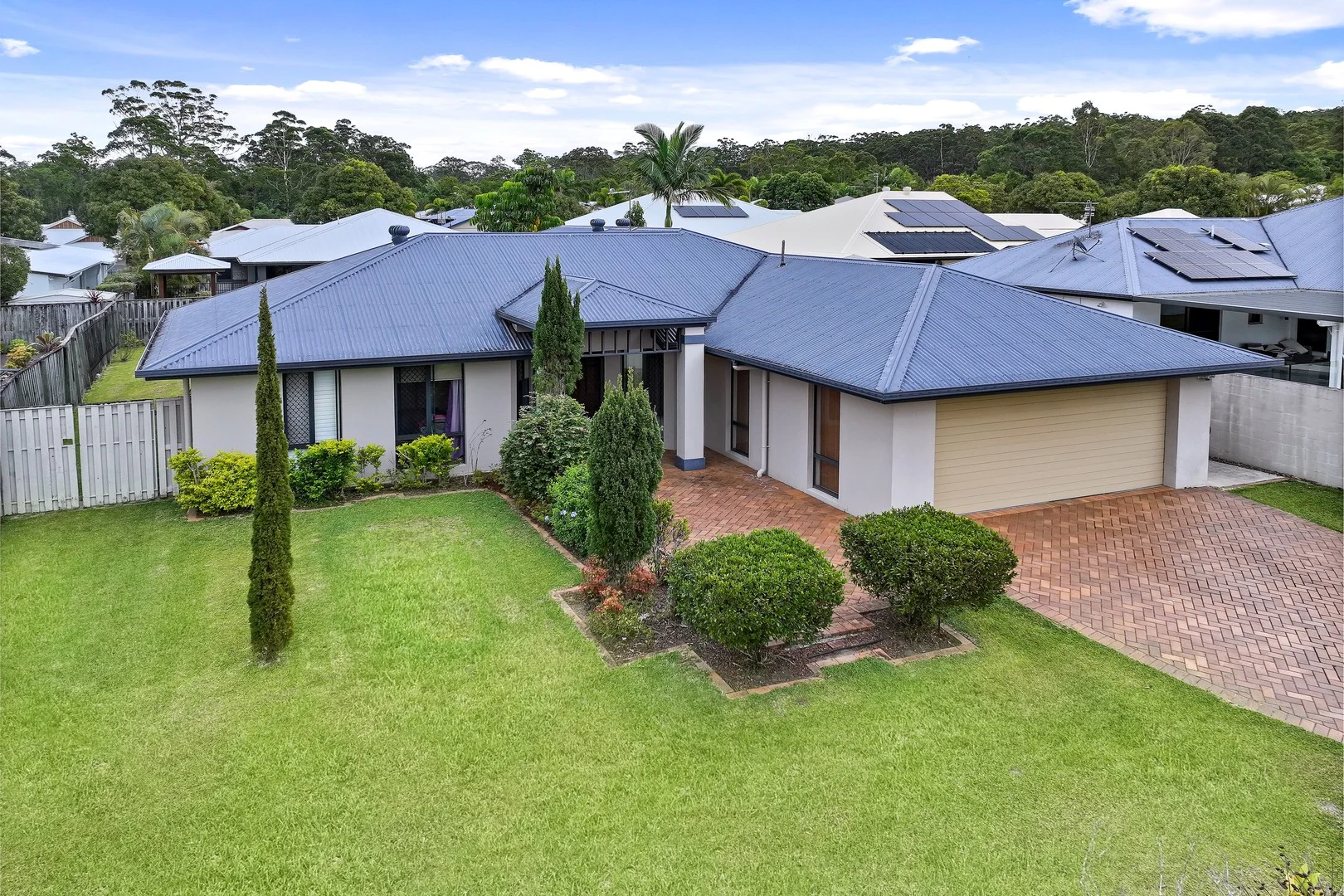 15 Eungella Way (1/18)